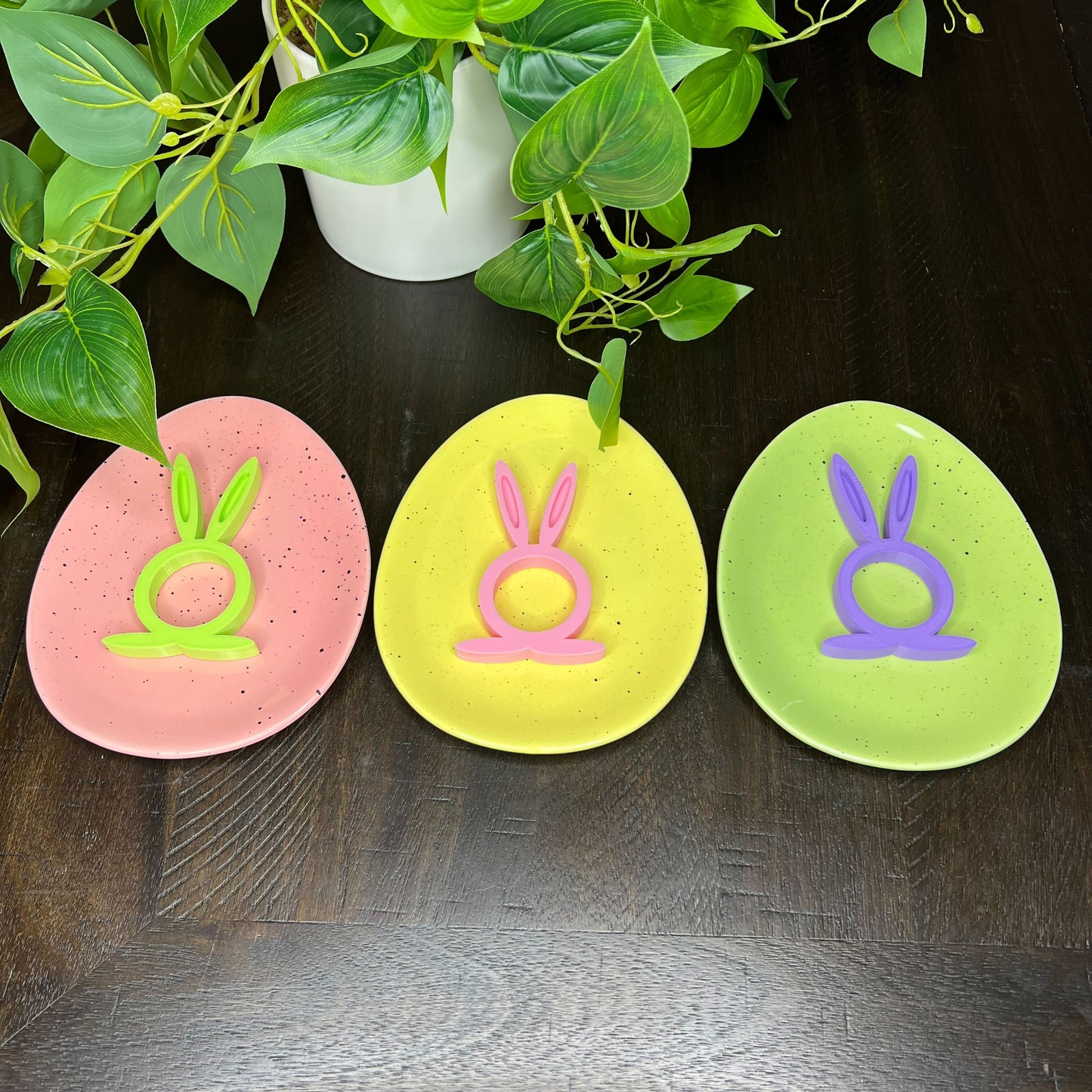 Spring Bunny Rabbit Dining Napkin Ring - Easter Holiday Decor